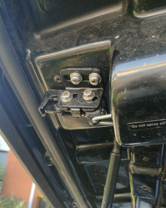 Ute Lid Parts fit Toyota Hilux 2016 to Current Ute Lid Rear Lock Catch Mechanism fits EGR Lids with Shiny Plastic Underneath Lid