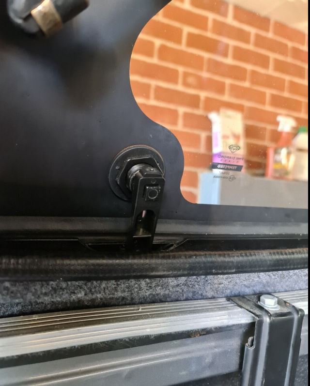 Flexiglass EDGE Canopy Replacement Rear Window T Handle & 2 Side Window Locks 28-32mm Hole Size All Same key