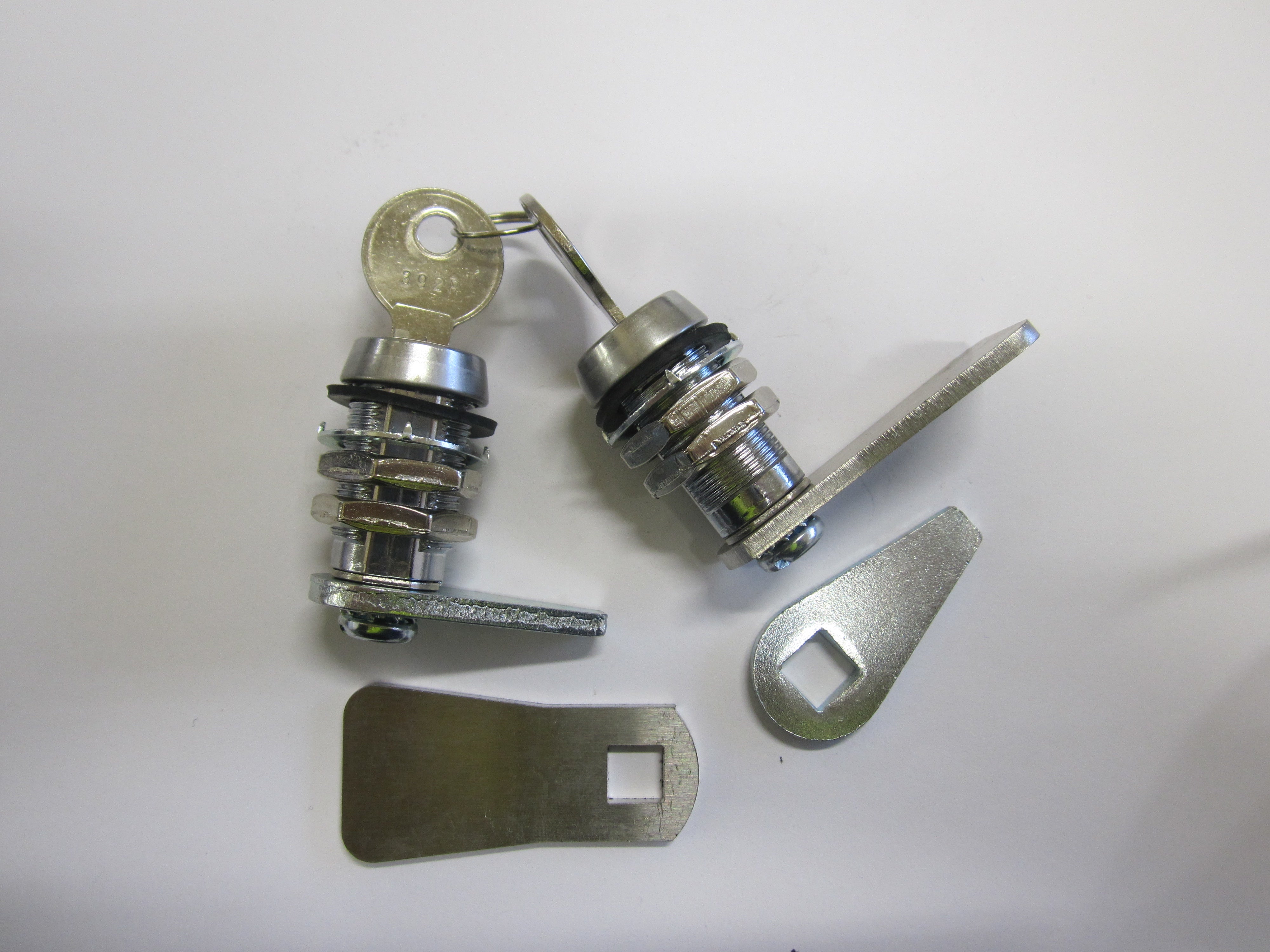 Zinardi Lid Brands Ute Lid Locks Pair SET-A fits Fibreglass Carpeted Ute Lids