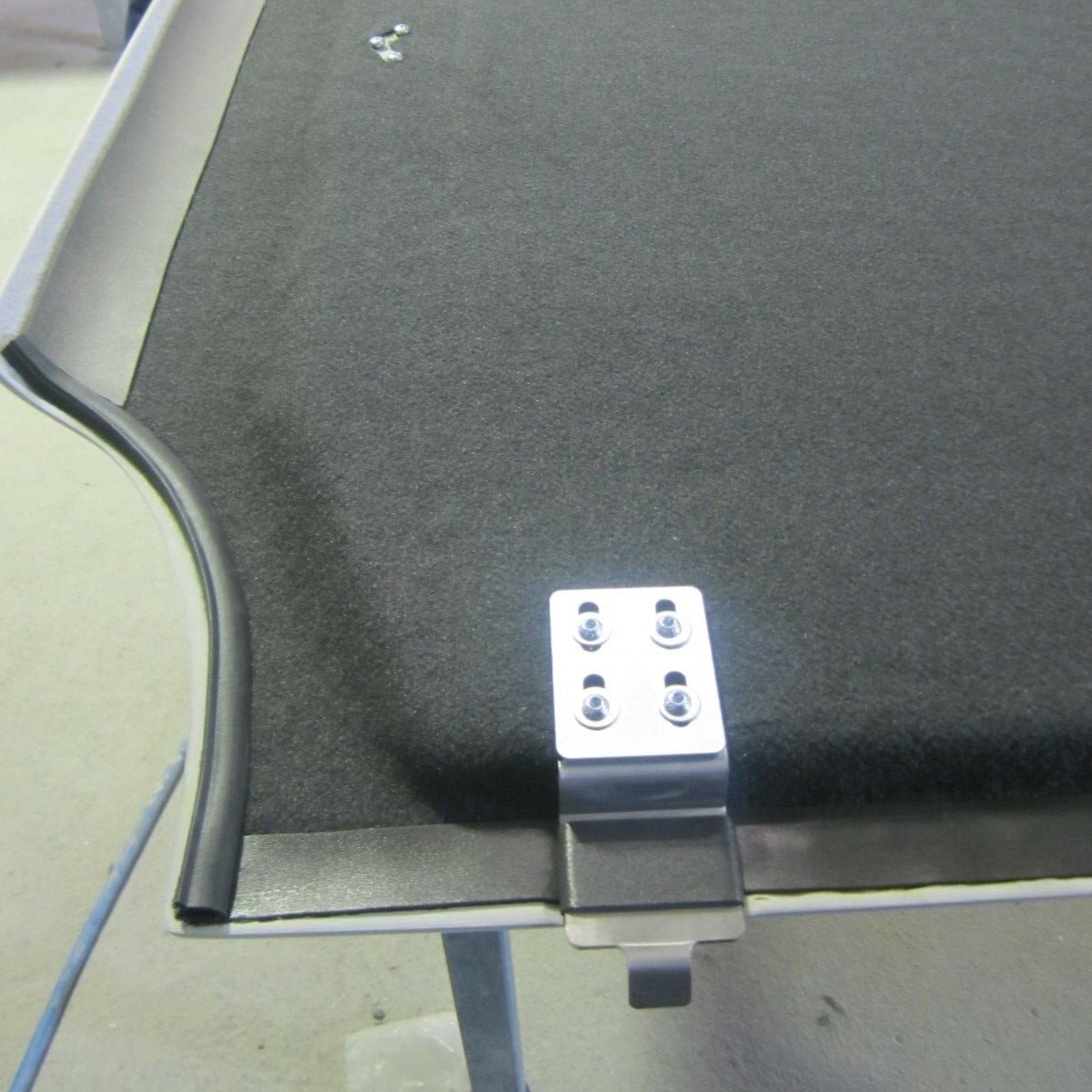 VS VR VT VN Commodore Ute Lid Male Hinge Tongues for Carpeted Fibreglass Lids SET-A Male Hinges