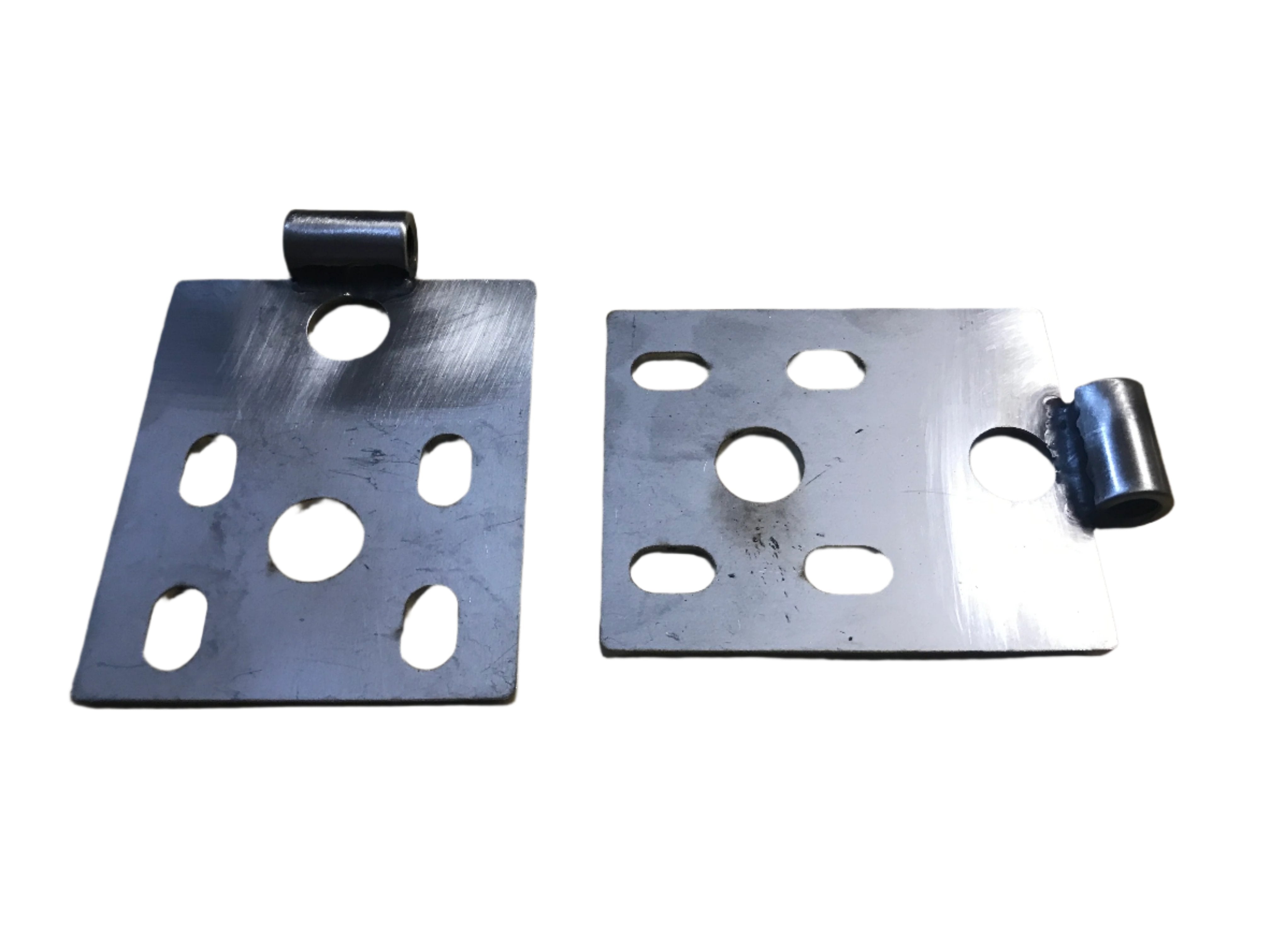 Mitsubishi ML MN Triton Fits EGR Ute Lid 25mm Male Hinge Fitment on Lid for EGR with Shiny Black Plastic Underneath