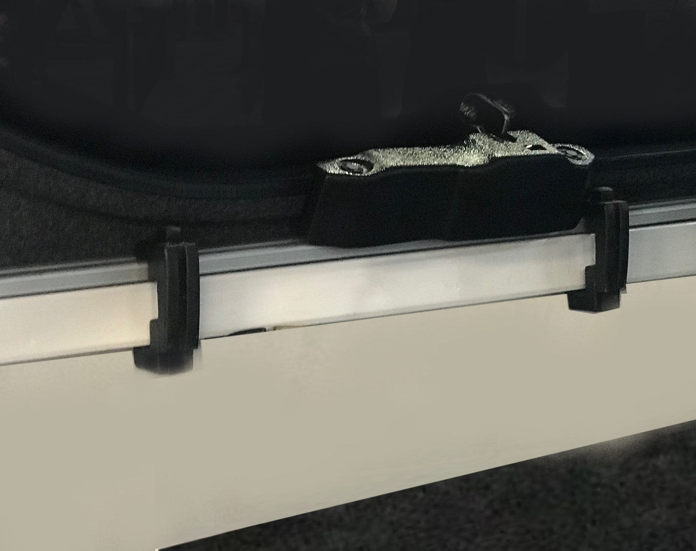 Clamps 8 x Canopy Ute Mounting Fitting Kit Removable Black Plastic G-Clamp Ute Tub
