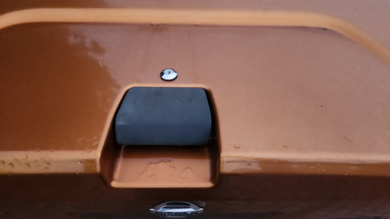 Toyota Hilux 2005-2015 Cast Metal Lid Lock fits EGR Hard Plastic Tonneau Cover
