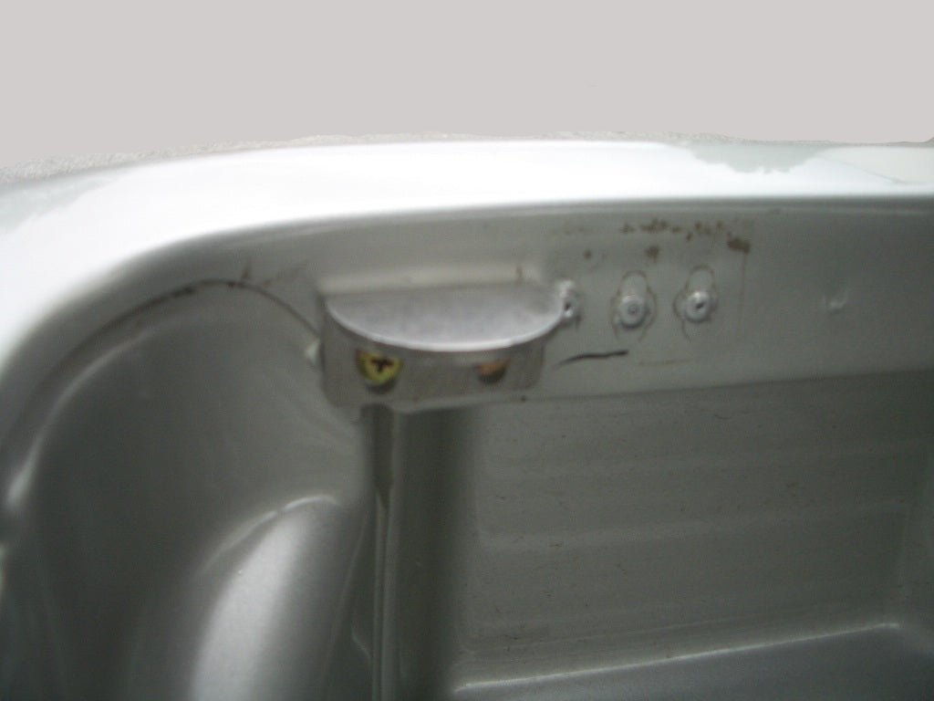 Toyota Hilux Aftermarket Replacement Lock Brackets Catches fits Fibreglass Lids with Twin Ute Lid Locks with Carpet Underneath