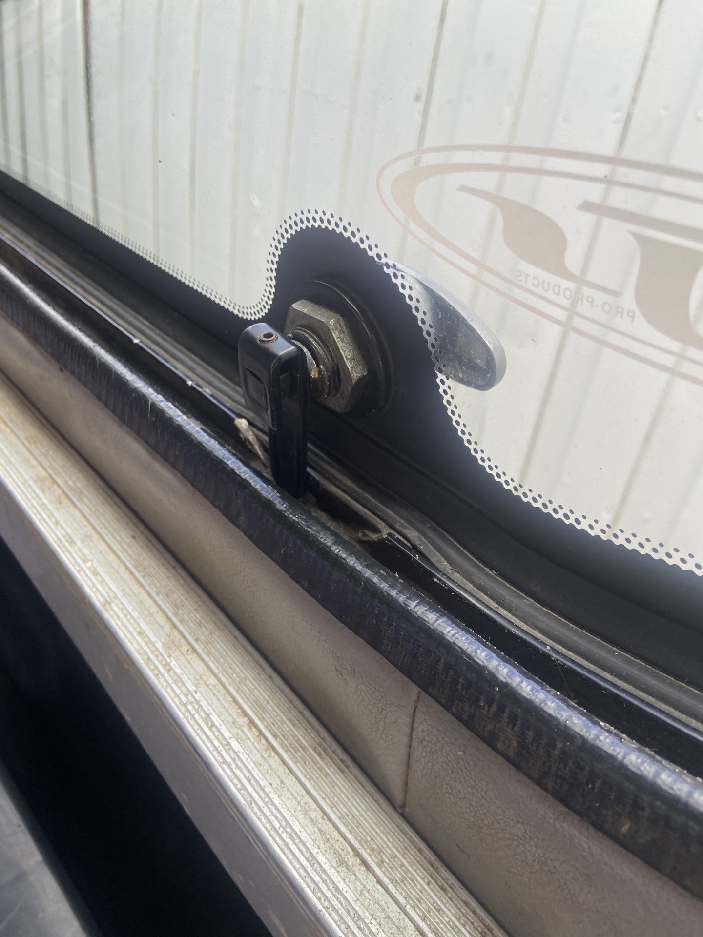 Flexiglass EDGE Canopy Replacement 2 x Side Window Locks 28-32mm Hole Size All Same key